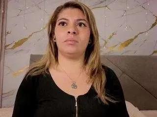 Freechat agathaa-debella on CamSoda