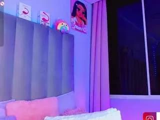 aiisha-rose on CamSoda 