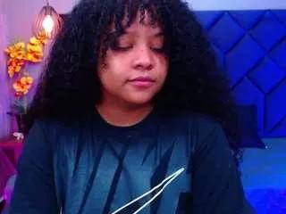 aisha-evanss on CamSoda 