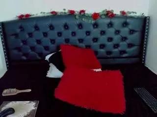 aishaxbela on CamSoda 