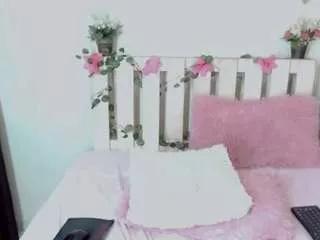 aishaxbela on CamSoda 
