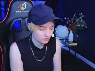akemisora on CamSoda 