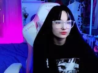 akemisora on CamSoda 