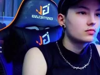 akemisora on CamSoda 