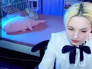 akemisora on CamSoda 