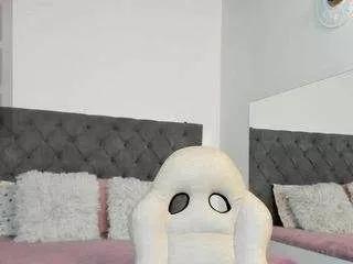 alahia-am on CamSoda 