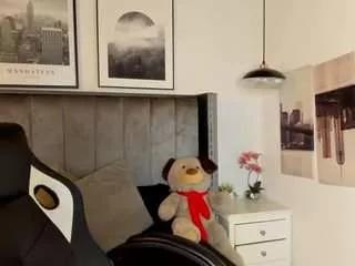 alaia-cute on CamSoda 