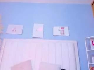 alanaquispe on CamSoda 