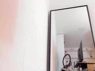 alejandra-dunn on CamSoda 