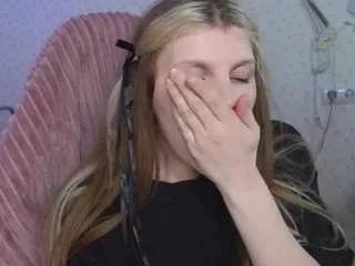 aleksakeller on CamSoda 