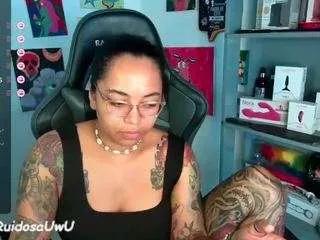 alesyahampton on CamSoda 