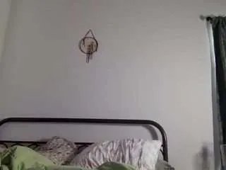 Offline alexisrockz02 on CamSoda