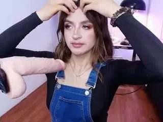 alice-millerr on CamSoda 