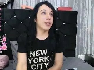 Offline alicee-moonn on CamSoda