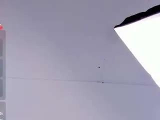 Freechat aliceesmithh on CamSoda