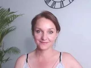 aliciagoddess85 on CamSoda 