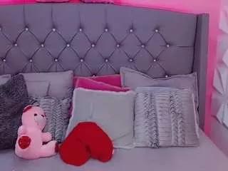 Offline aliisson-doll on CamSoda