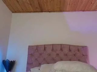 Offline alinna-1 on CamSoda