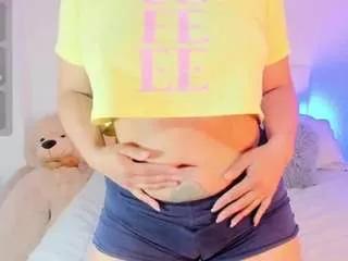 alisummer on CamSoda 