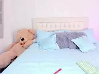 alisummer on CamSoda 