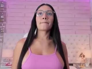 alondra77 on CamSoda 