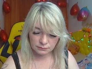 amandaskript on CamSoda 