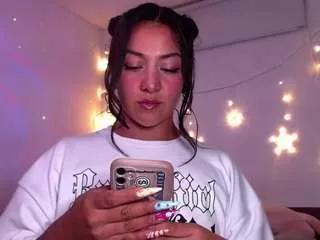 amapolaunicorn on CamSoda 