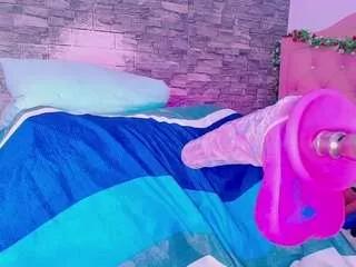 ambaarhott on CamSoda 
