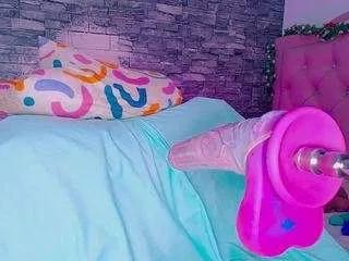 ambaarhott on CamSoda 