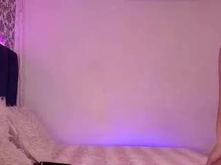 ambermoss on CamSoda 
