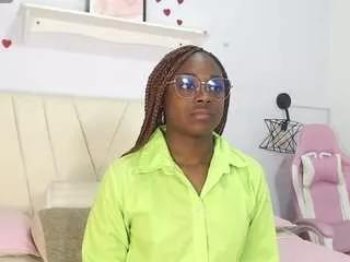 amely-sweet on CamSoda 