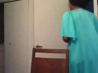 Offline amiyadenae on CamSoda