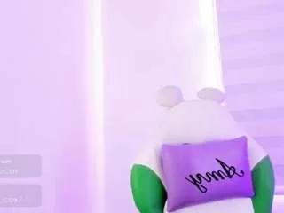 amy-rosse1 on CamSoda 
