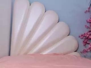 anahys-wallace on CamSoda 