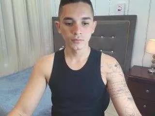 anderr-gray on CamSoda 