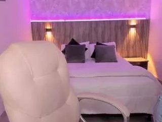 Offline angel-ferreti on CamSoda