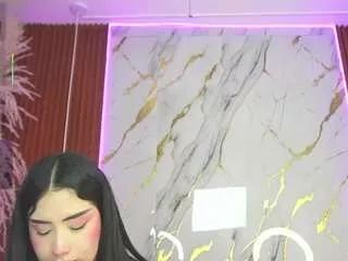 angelaa-thommson on CamSoda 