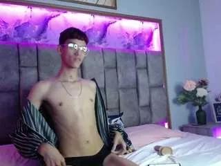angeldzaid on CamSoda 