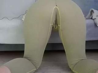 angelinaloves on CamSoda 