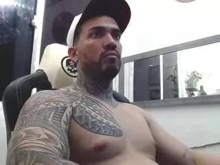 angellatino on CamSoda 