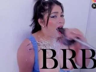 Freechat angels-collins on CamSoda