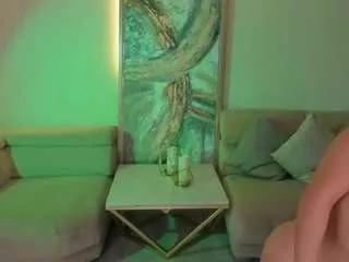 anisabinnaz on CamSoda 