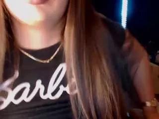 annecaroline on CamSoda 