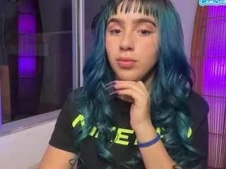 annie-snow on CamSoda 