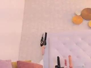 Offline annn-scott on CamSoda