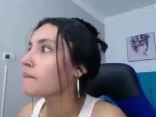 antonellasweetlittle on CamSoda 