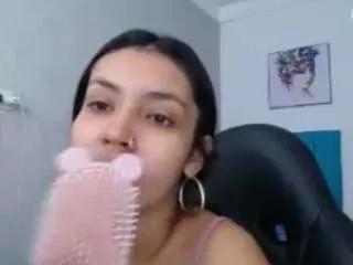 antonellasweetlittle on CamSoda 