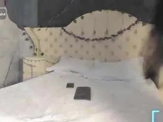 Offline antonia-star on CamSoda