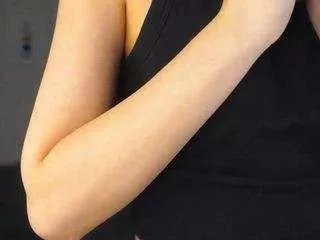 Offline antoniahankin on CamSoda