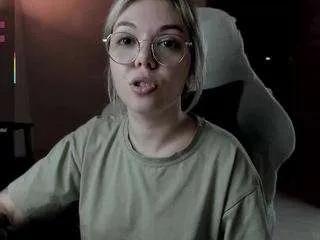 Offline anyapickles on CamSoda